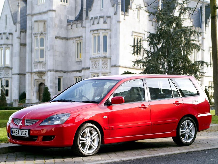  Mitsubishi Lancer Wagon 2003 года  (UK) (фото 4 из 7)